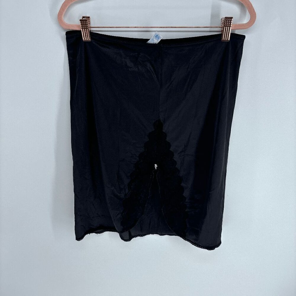 JC Penney Fantasia Women's Black Vintage Lace Slip Skirt Size Medium